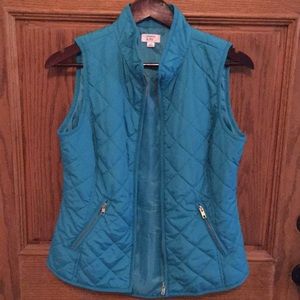 Turquoise like new quilted vest